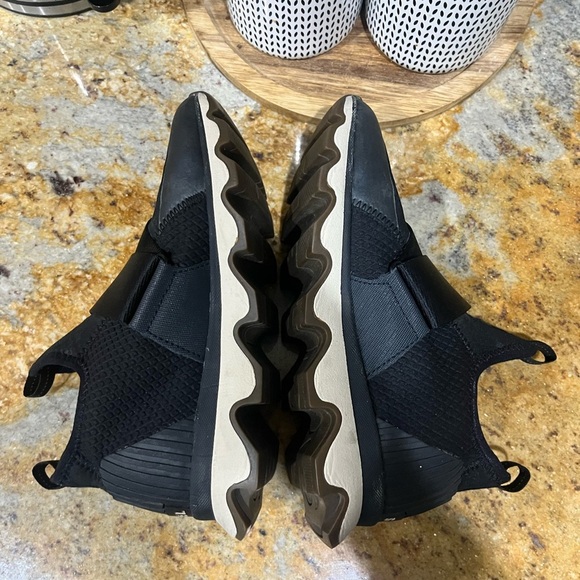 Sorel size 6 - Picture 7 of 9